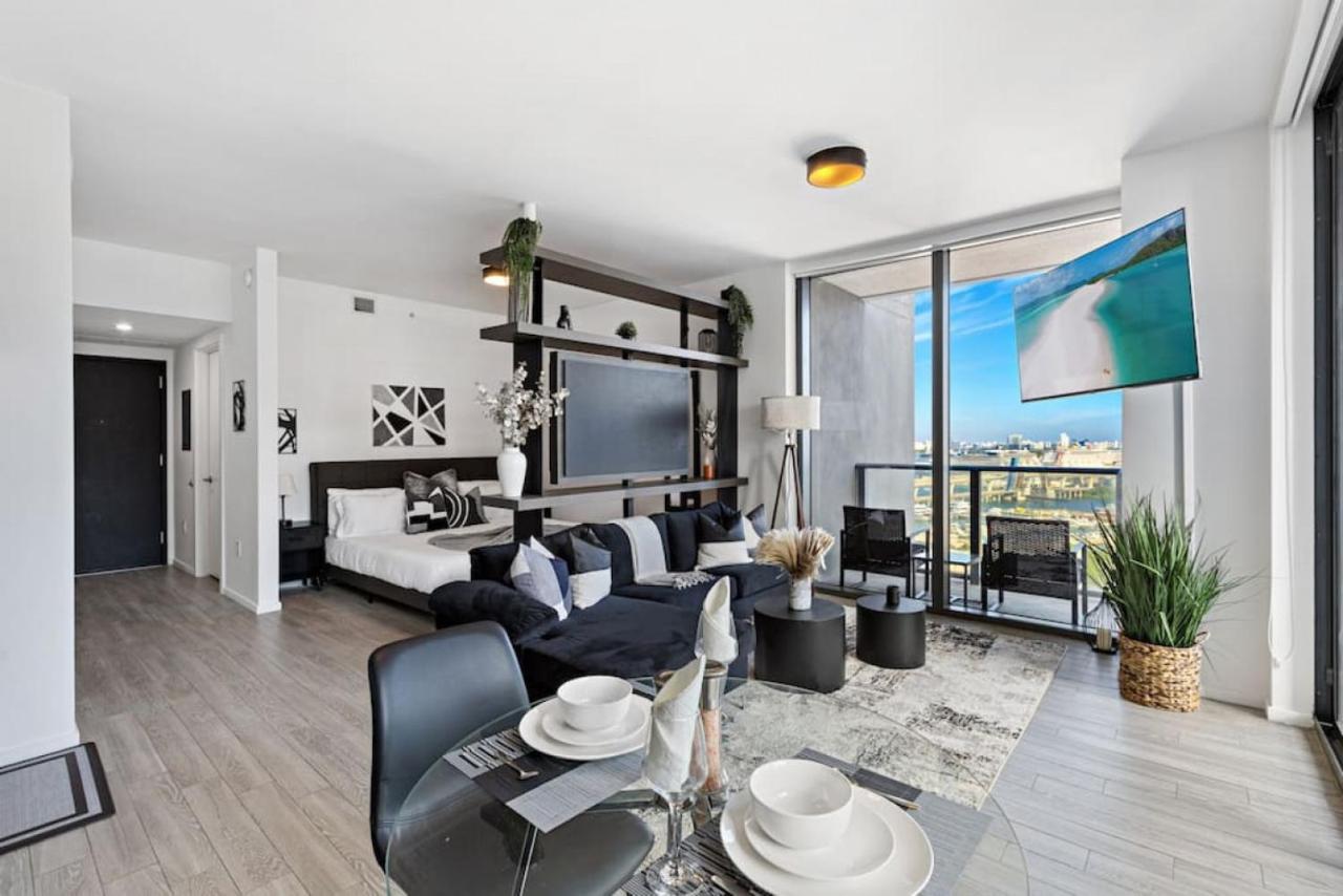 Corner Condo W/ Unrivaled Views Miami Buitenkant foto
